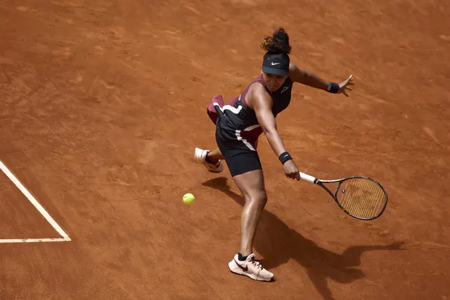 Court de tennis en terre battue