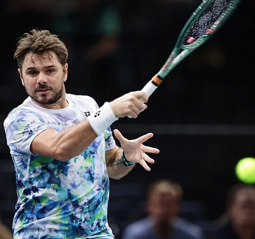 Stan Wawrinka hitting a forehand